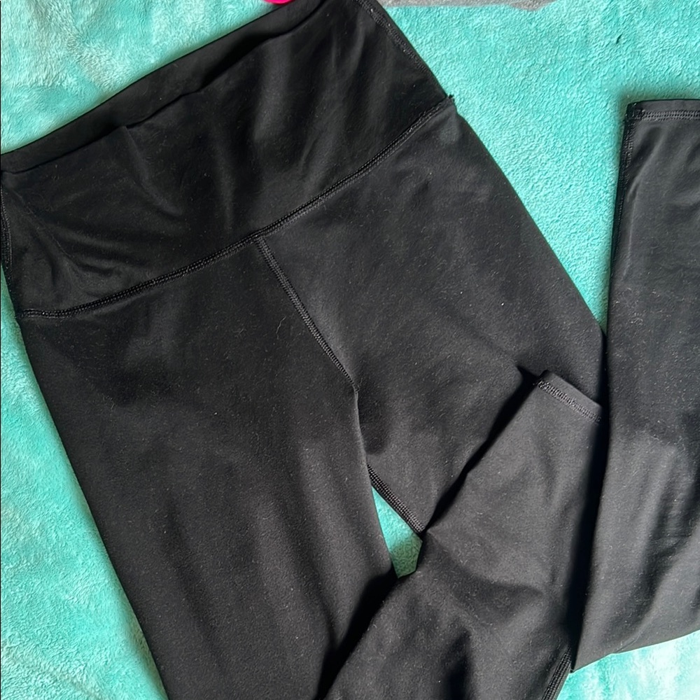 Aerie Black Leggings Sleek Form-Fitting Design